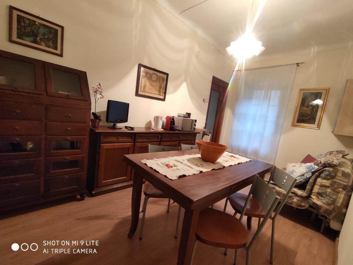 Apartamento Ex Ostu Impero: Vino, Tartufo Ed Ospitalita La Morra Exterior foto